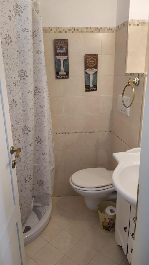Piazzetta San Domenico Apartment Монополи Екстериор снимка
